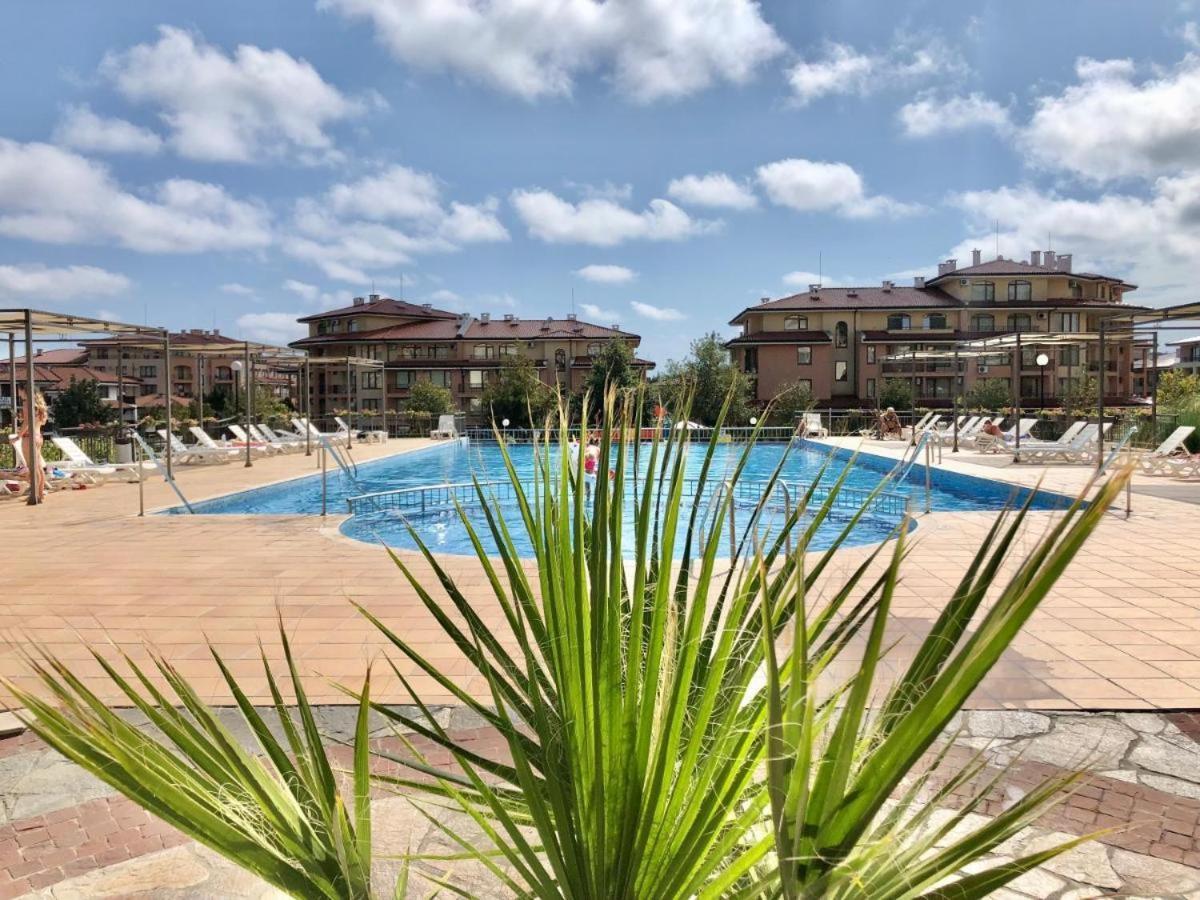 Charming Studio In Sorrento Sole Mare Свети Влас Екстериор снимка