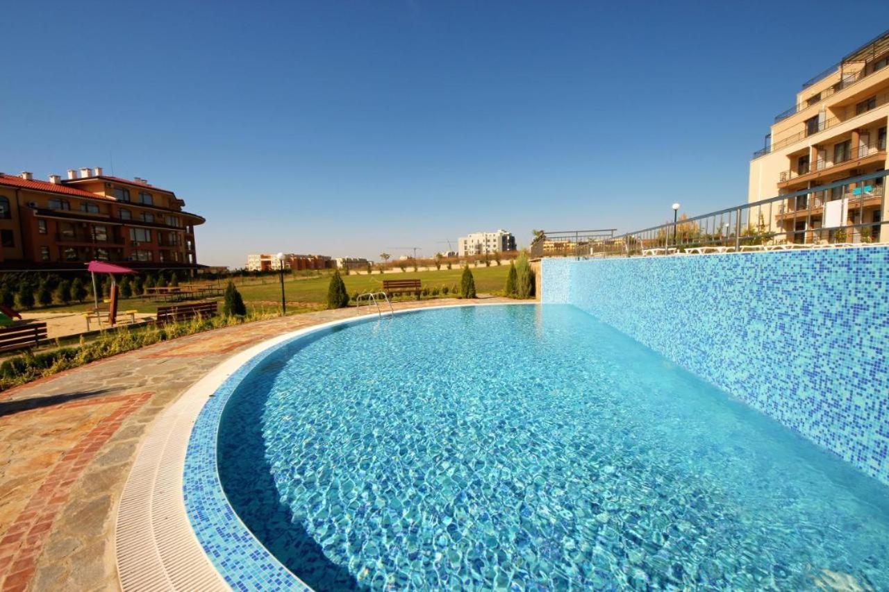 Charming Studio In Sorrento Sole Mare Свети Влас Екстериор снимка