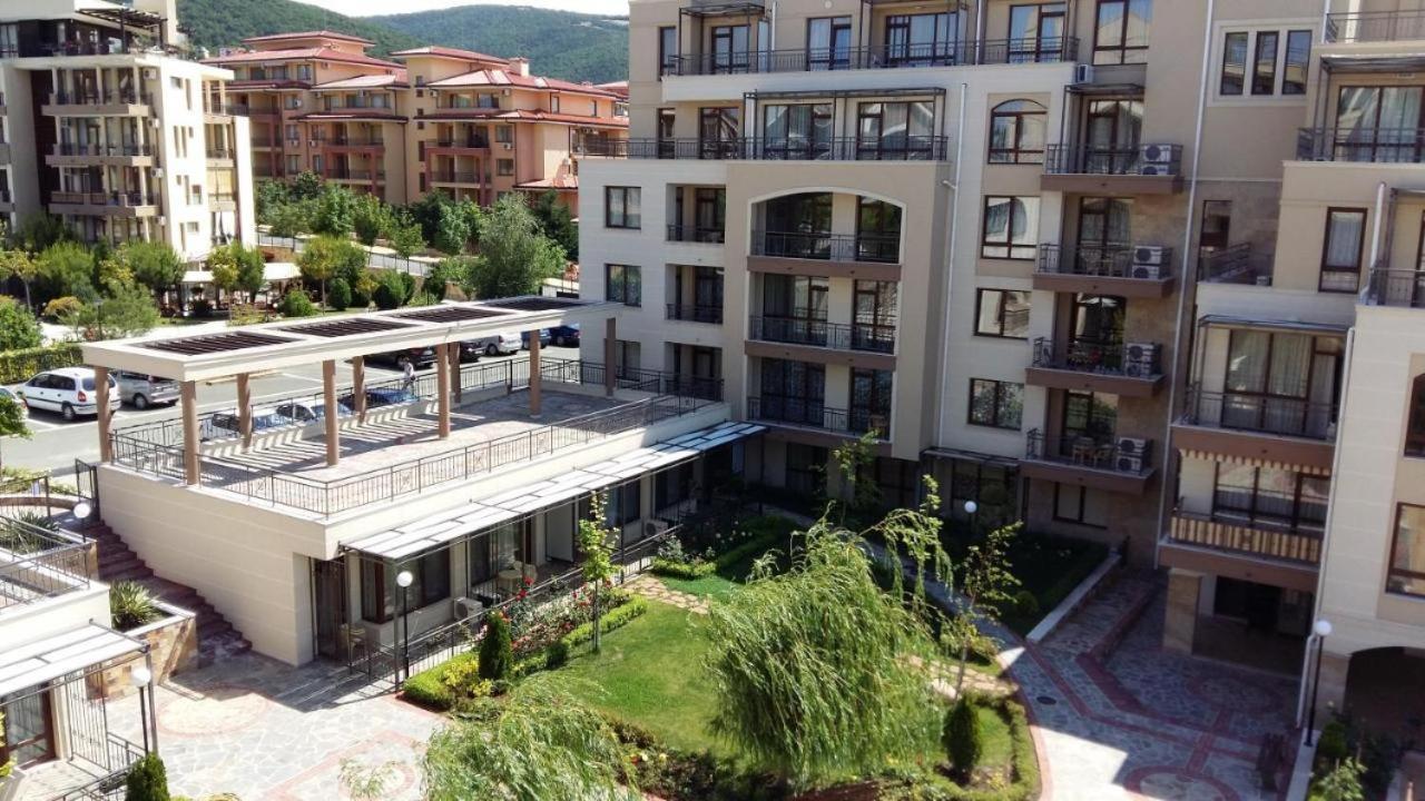 Charming Studio In Sorrento Sole Mare Свети Влас Екстериор снимка