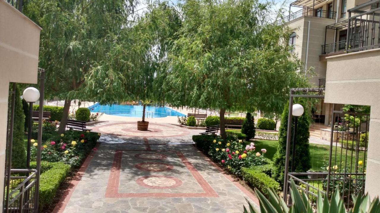 Charming Studio In Sorrento Sole Mare Свети Влас Екстериор снимка